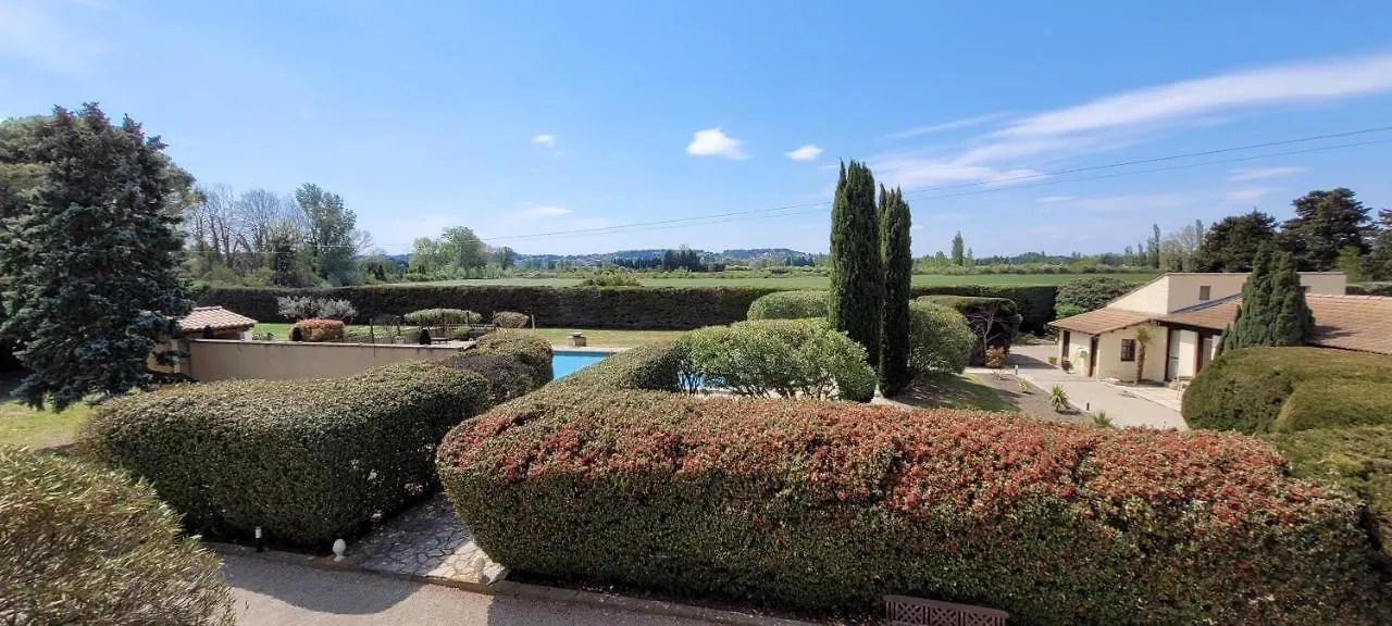 Villa Liberty Entraigues-sur-la-Sorgue 4*,