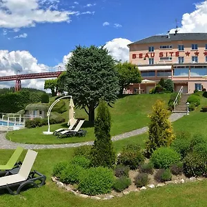 Hotel Logis Beau Site Loubaresse (Cantal)