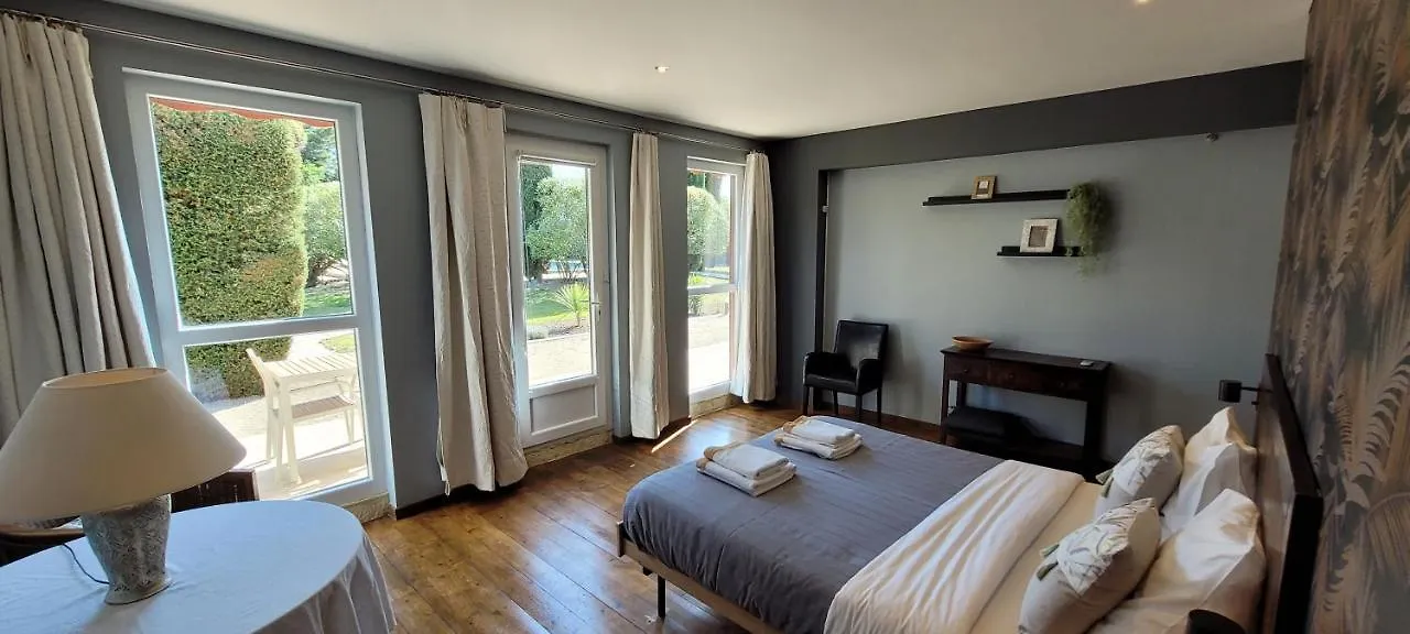 Villa Liberty Entraigues-sur-la-Sorgue Bed & Breakfast